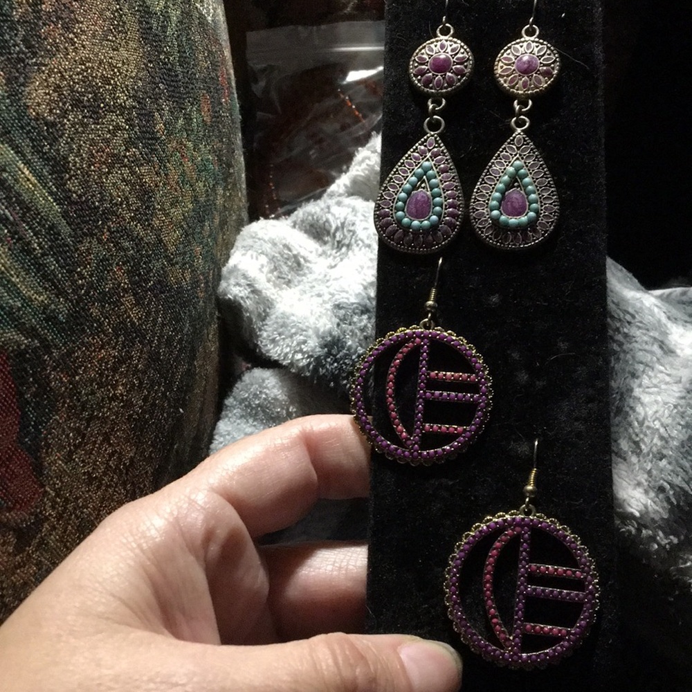 2 Pairs Of Intricate Boho Statement Earrings - image 2